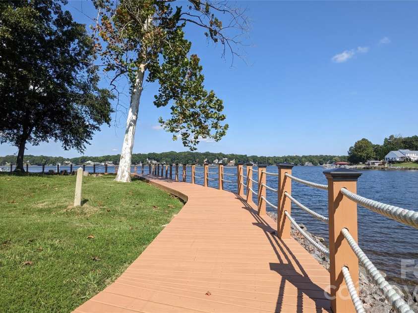 251 Horizon Circle, Rock Hill, SC 29732.  MLS# CAR4356090, YatesRealty ID 11416. 