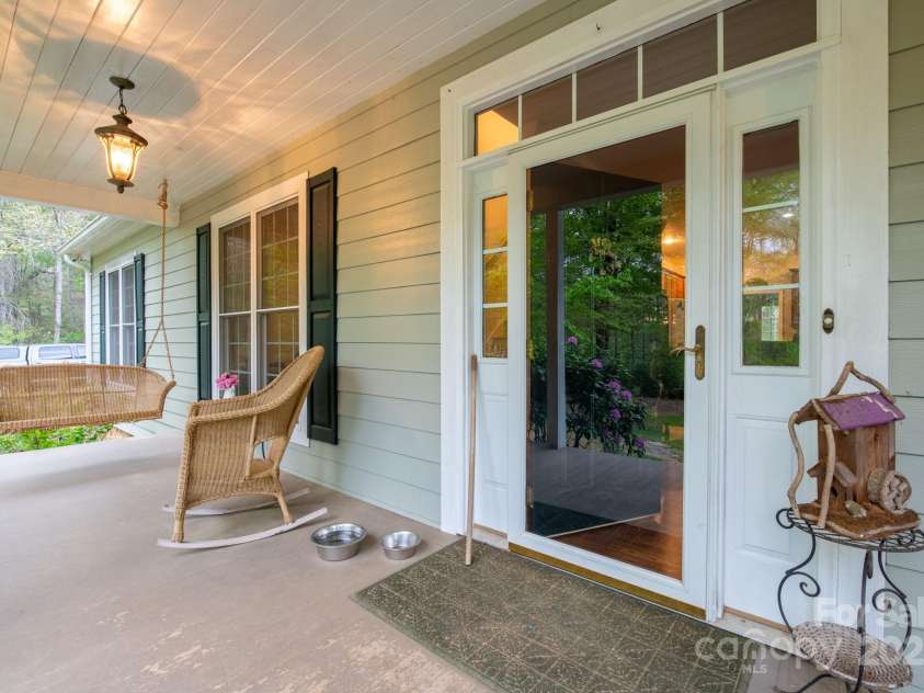 4398 Mud Puddle Lane, Lenoir, NC 28645.  MLS# CAR4256262, YatesRealty ID 11416. 