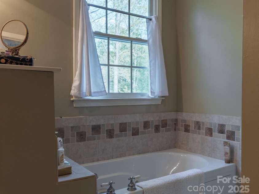 4398 Mud Puddle Lane, Lenoir, NC 28645.  MLS# CAR4256262, YatesRealty ID 11416. 