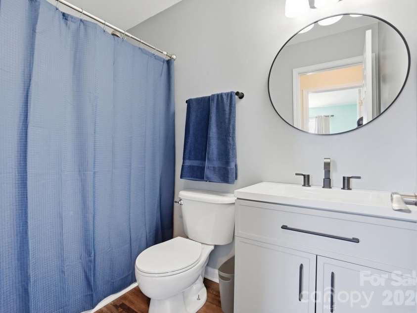 1009 Onotoa Drive, Indian Trail, NC 28079.  MLS# CAR4358436, YatesRealty ID 11417. Hall Full Bath