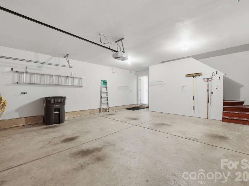 2320 Jade Lane, Fort Mill, SC 29708.  MLS# CAR4334961, YatesRealty ID 11418. 