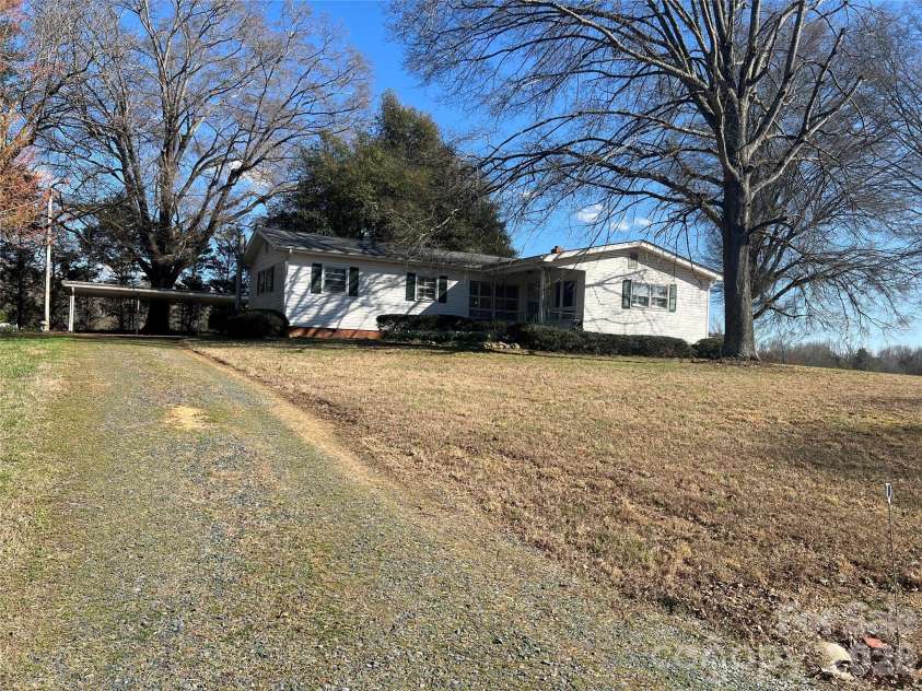 32646 Bridge Road, Mount Pleasant, NC 28124.  MLS# CAR4366203, YatesRealty ID 11419. 
