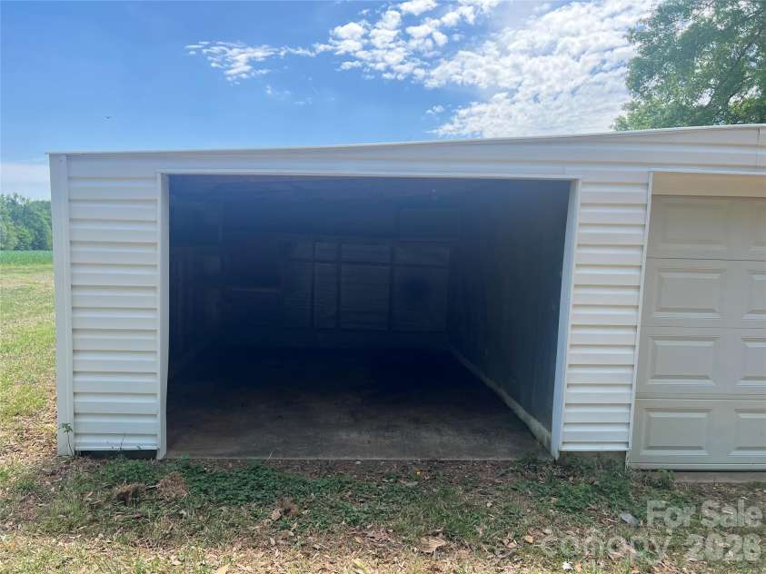 32646 Bridge Road, Mount Pleasant, NC 28124.  MLS# CAR4366203, YatesRealty ID 11419. 