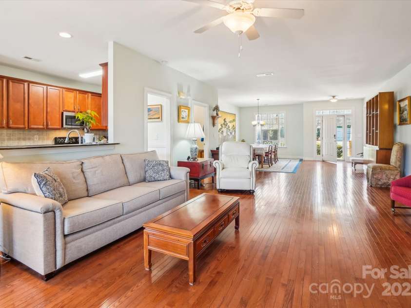 502 Walden Park Drive, Fort Mill, SC 29715.  MLS# CAR4218429, YatesRealty ID 1142. 