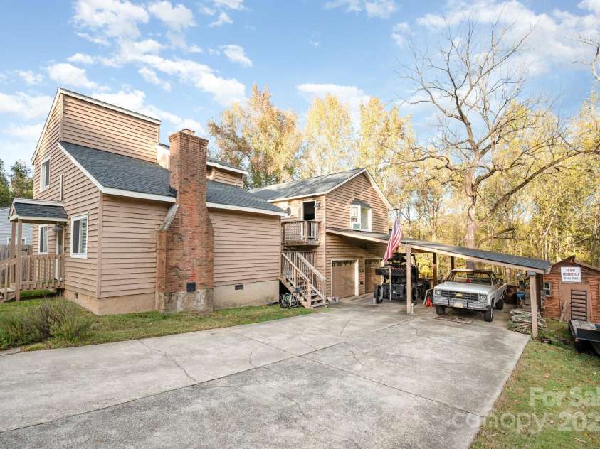 6013 Tall Tree Lane, Harrisburg, NC 28075.  MLS# CAR4316032, YatesRealty ID 1142. 