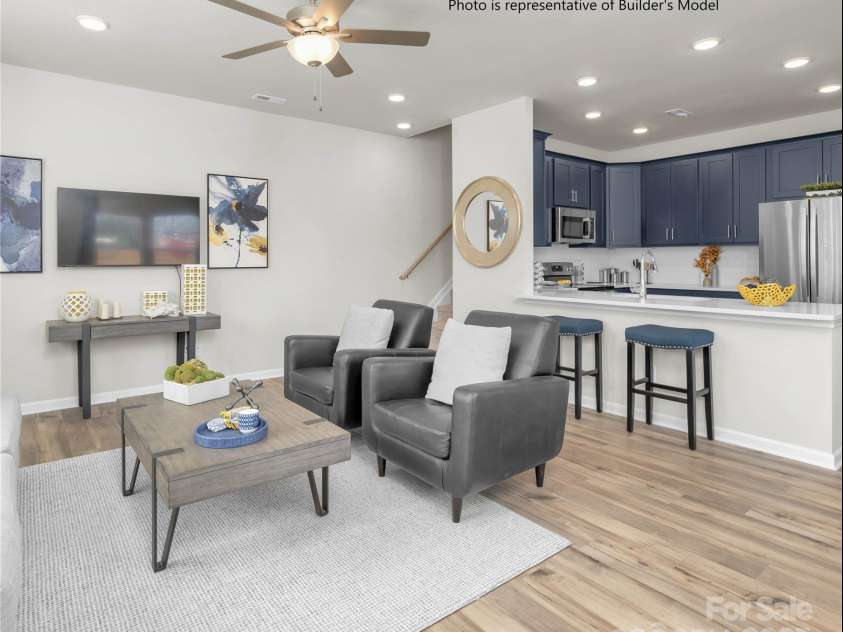 479 Shasta Street, Gastonia, NC 28052.  MLS# CAR4252272, YatesRealty ID 11421. Bridgeport  Living Room