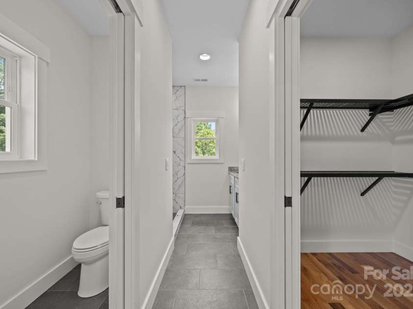 117 Third Street, Asheville, NC 28803.  MLS# CAR4293672, YatesRealty ID 11422. Primary bath and walk in closet