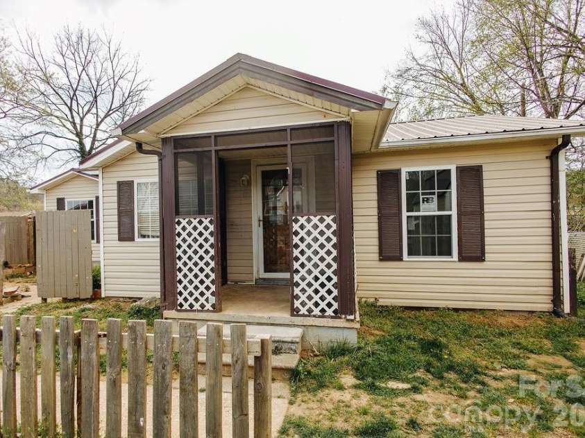 69 Crawford Street, Old Fort, NC 28762.  MLS# CAR4364679, YatesRealty ID 11422. 