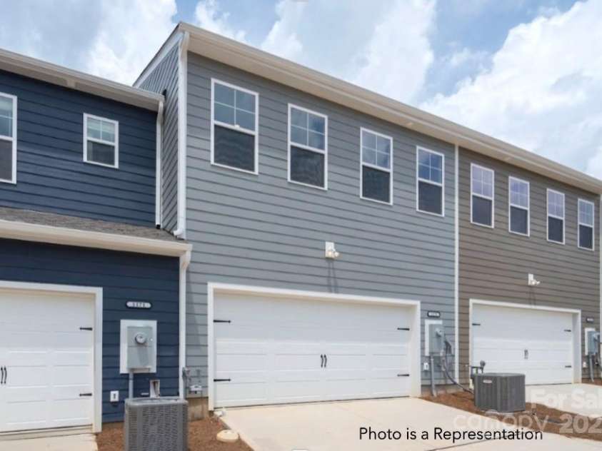 467 Shasta Street, Gastonia, NC 28052.  MLS# CAR4244226, YatesRealty ID 11423. Sierra Ridge Chatham2 Rear Car Garage
