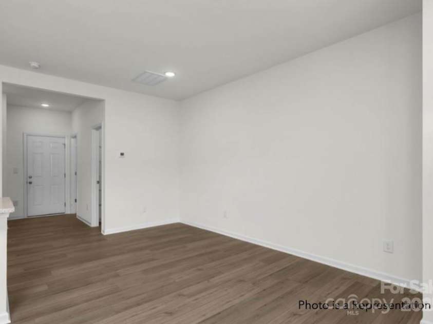 467 Shasta Street, Gastonia, NC 28052.  MLS# CAR4244226, YatesRealty ID 11423. Sierra Ridge ChathamOpen Living Area