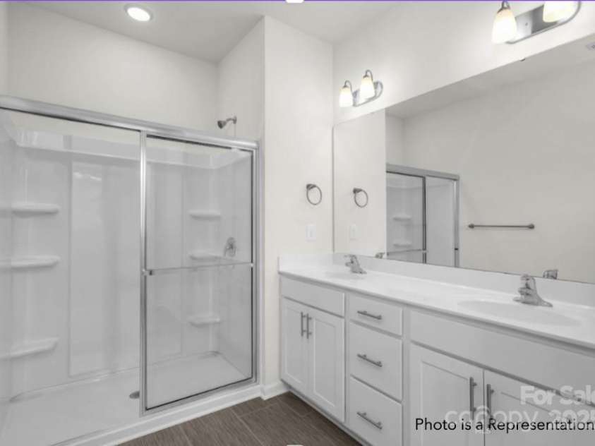 467 Shasta Street, Gastonia, NC 28052.  MLS# CAR4244226, YatesRealty ID 11423. Sierra Ridge ChathamPrimary Bath