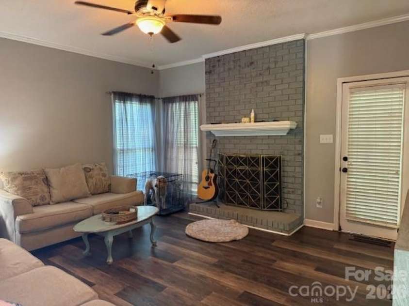 1263 Indigo Run Lane, Gastonia, NC 28056.  MLS# CAR4338135, YatesRealty ID 11429. 