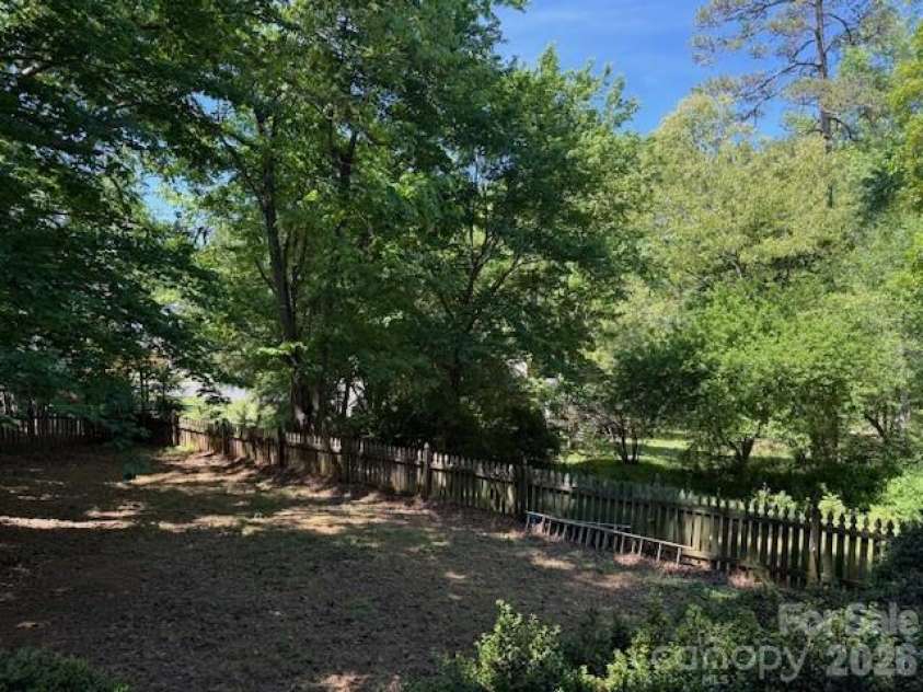 1263 Indigo Run Lane, Gastonia, NC 28056.  MLS# CAR4338135, YatesRealty ID 11429. 