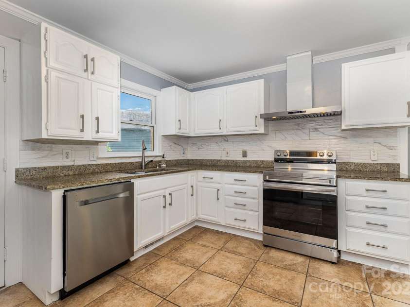 109 Arabian Lane, Salisbury, NC 28147.  MLS# CAR4252270, YatesRealty ID 1143. 