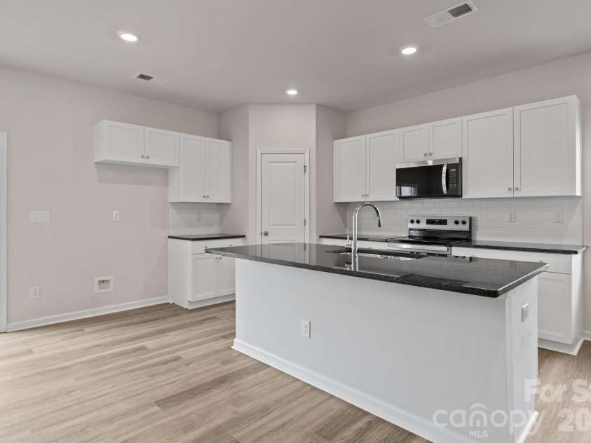 1253 Marble Passage, Richburg, SC 29729.  MLS# CAR4354138, YatesRealty ID 11430. White, soft close cabinets