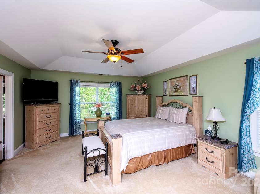 739 Ivy Trail Way, Fort Mill, SC 29715.  MLS# CAR4245330, YatesRealty ID 11431. Primary Bedroom