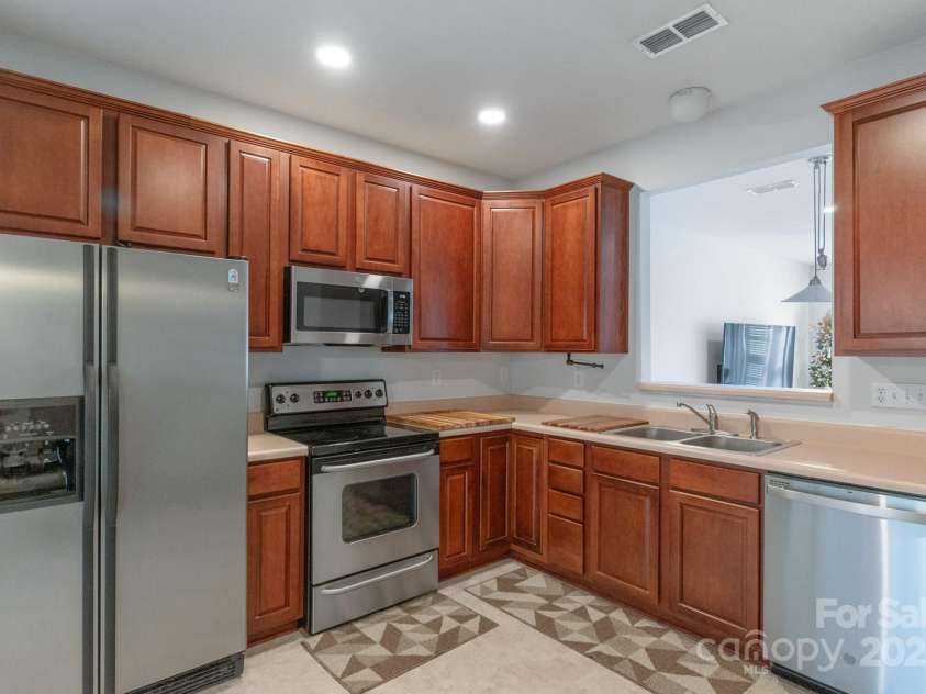 12036 Duke Lancaster Drive, Charlotte, NC 28277.  MLS# CAR4243109, YatesRealty ID 11432. 