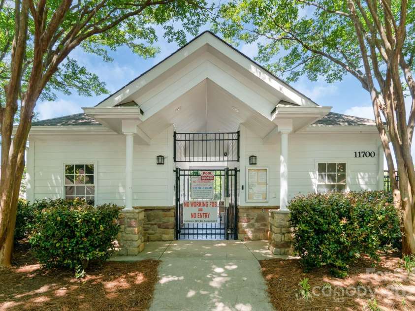 12036 Duke Lancaster Drive, Charlotte, NC 28277.  MLS# CAR4243109, YatesRealty ID 11432. 