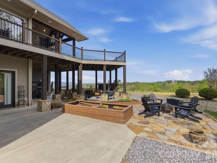 1638 Johns Ridge Parkway, Lenoir, NC 28645.  MLS# CAR4365169, YatesRealty ID 11432. Back Patio