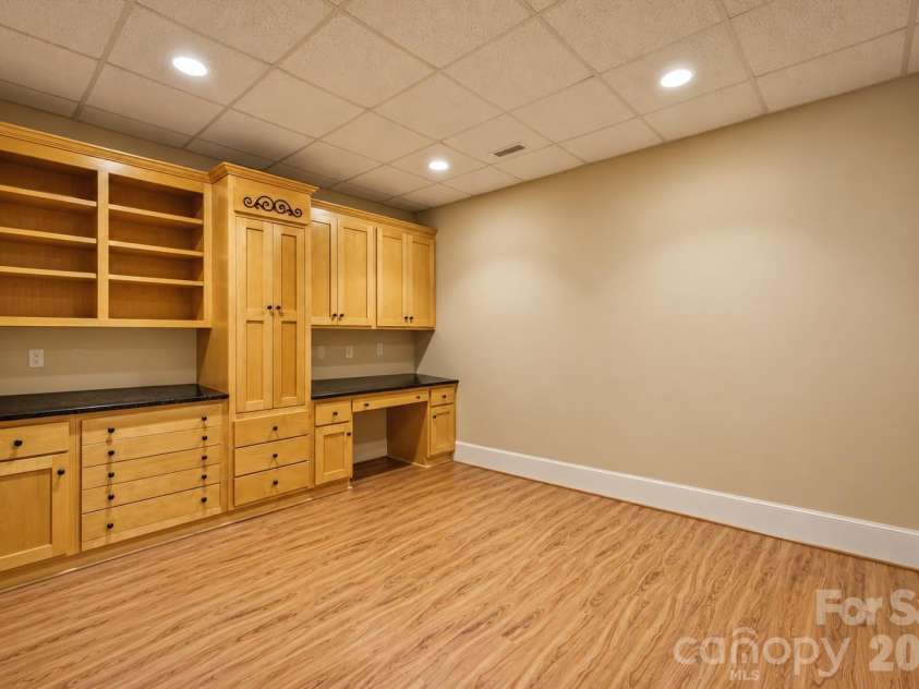 1638 Johns Ridge Parkway, Lenoir, NC 28645.  MLS# CAR4365169, YatesRealty ID 11432. Craft Room