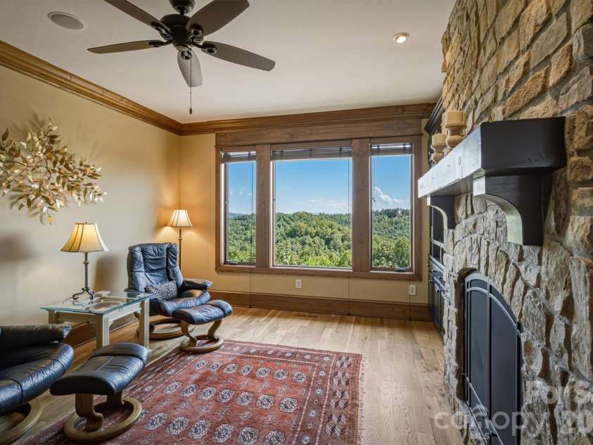 1638 Johns Ridge Parkway, Lenoir, NC 28645.  MLS# CAR4365169, YatesRealty ID 11432. Den