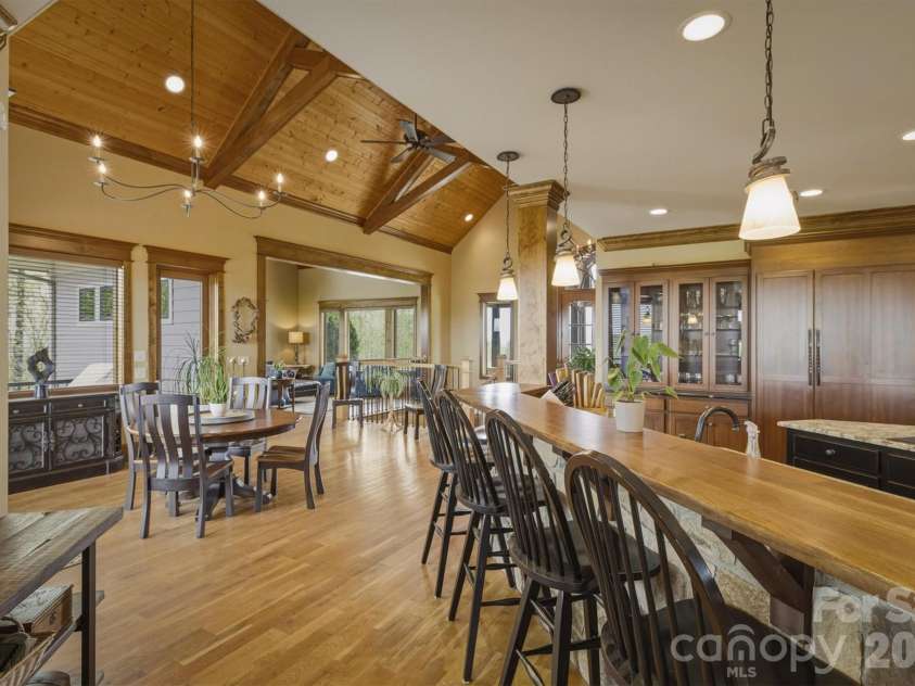 1638 Johns Ridge Parkway, Lenoir, NC 28645.  MLS# CAR4365169, YatesRealty ID 11432. Kitchen