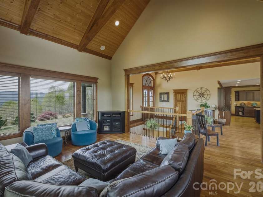 1638 Johns Ridge Parkway, Lenoir, NC 28645.  MLS# CAR4365169, YatesRealty ID 11432. Living Room