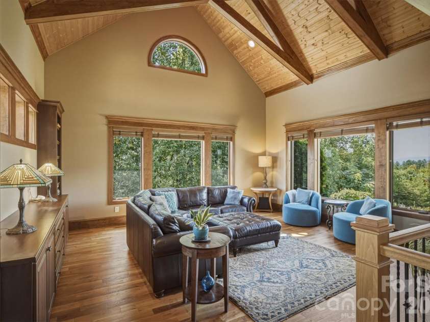 1638 Johns Ridge Parkway, Lenoir, NC 28645.  MLS# CAR4365169, YatesRealty ID 11432. Living Room