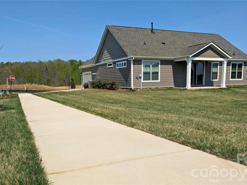 1628 Dresden Drive, Rock Hill, SC 29732.  MLS# CAR4369702, YatesRealty ID 11433. 