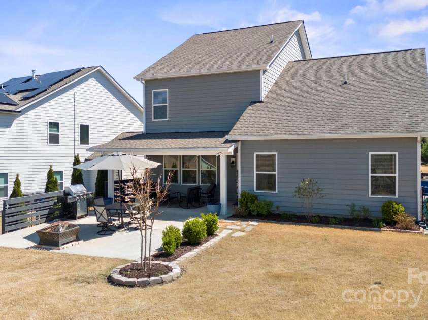 149 Canada Drive, Statesville, NC 28677.  MLS# CAR4238680, YatesRealty ID 11434. 