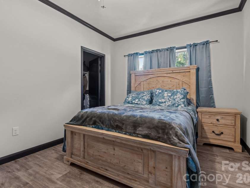 812 Mclendon Road, Morven, NC 28119.  MLS# CAR4409033, YatesRealty ID 11434. 