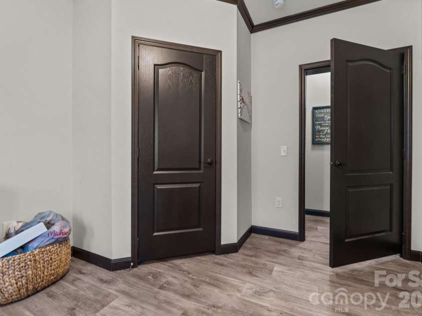 812 Mclendon Road, Morven, NC 28119.  MLS# CAR4409033, YatesRealty ID 11434. 
