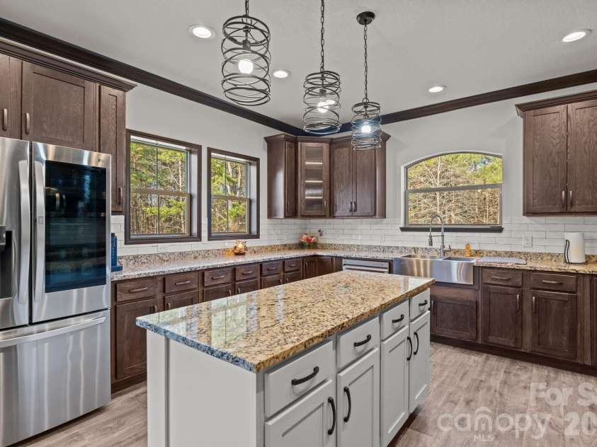 812 Mclendon Road, Morven, NC 28119.  MLS# CAR4409033, YatesRealty ID 11434. 