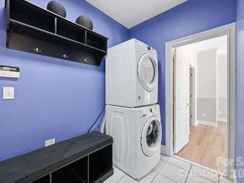 118 Broadbill Drive, Mooresville, NC 28117.  MLS# CAR4395594, YatesRealty ID 11435. Main level laundry room with drop zone.