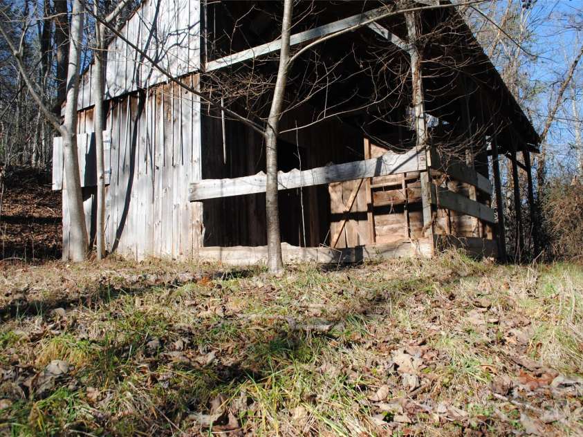 36 Robert Williams Road, Fairview, NC 28730.  MLS# CAR4195051, YatesRealty ID 11435. 