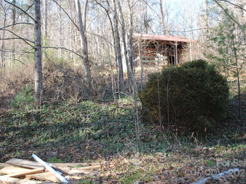 36 Robert Williams Road, Fairview, NC 28730.  MLS# CAR4195051, YatesRealty ID 11435. 