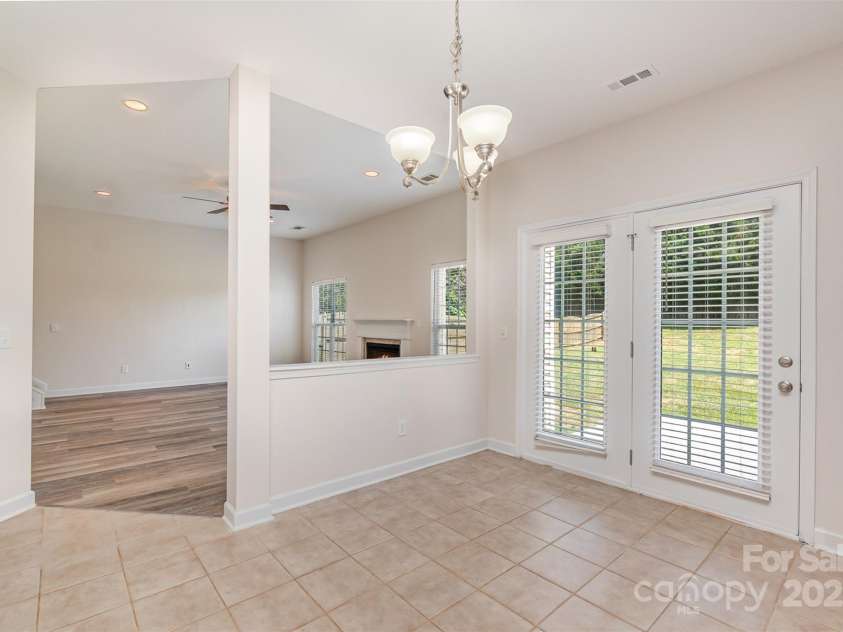 1615 Jekyll Lane, Waxhaw, NC 28173.  MLS# CAR4235350, YatesRealty ID 11436. 