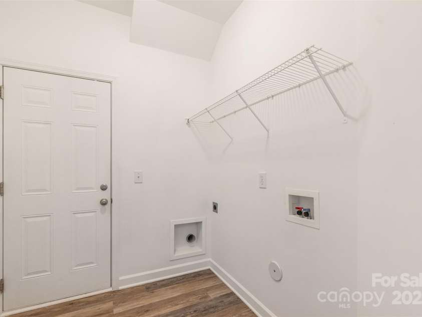 1615 Jekyll Lane, Waxhaw, NC 28173.  MLS# CAR4235350, YatesRealty ID 11436. 