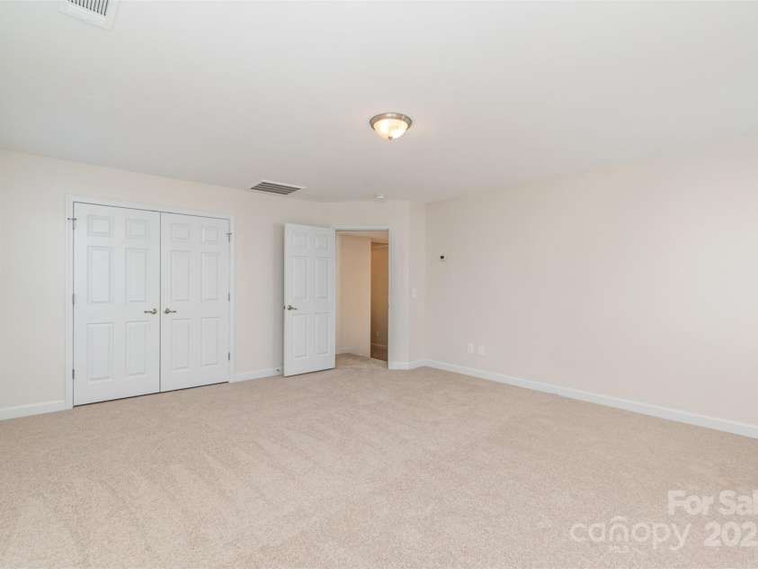 1615 Jekyll Lane, Waxhaw, NC 28173.  MLS# CAR4235350, YatesRealty ID 11436. 