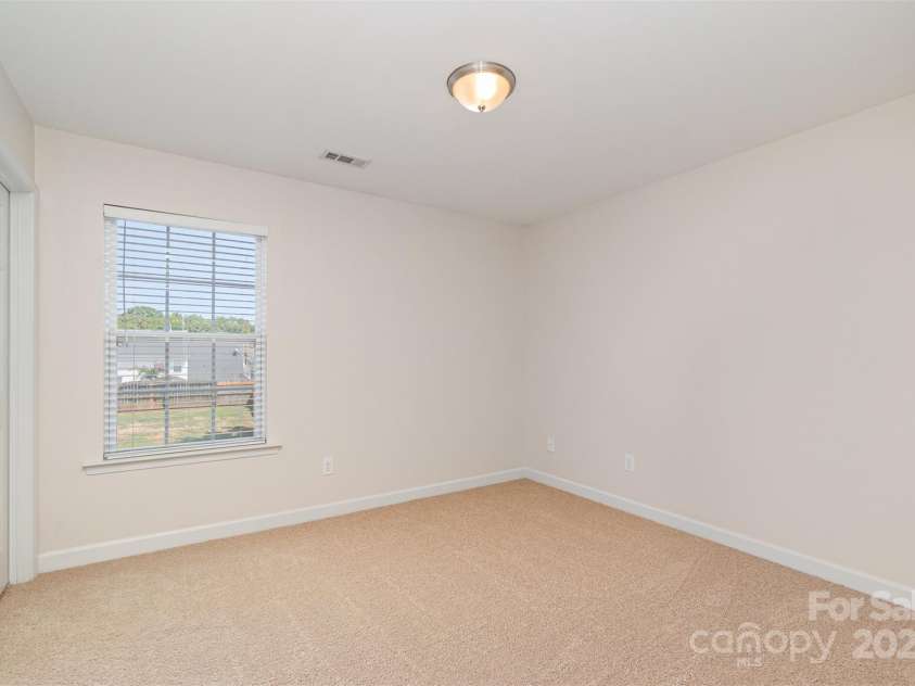 1615 Jekyll Lane, Waxhaw, NC 28173.  MLS# CAR4235350, YatesRealty ID 11436. 