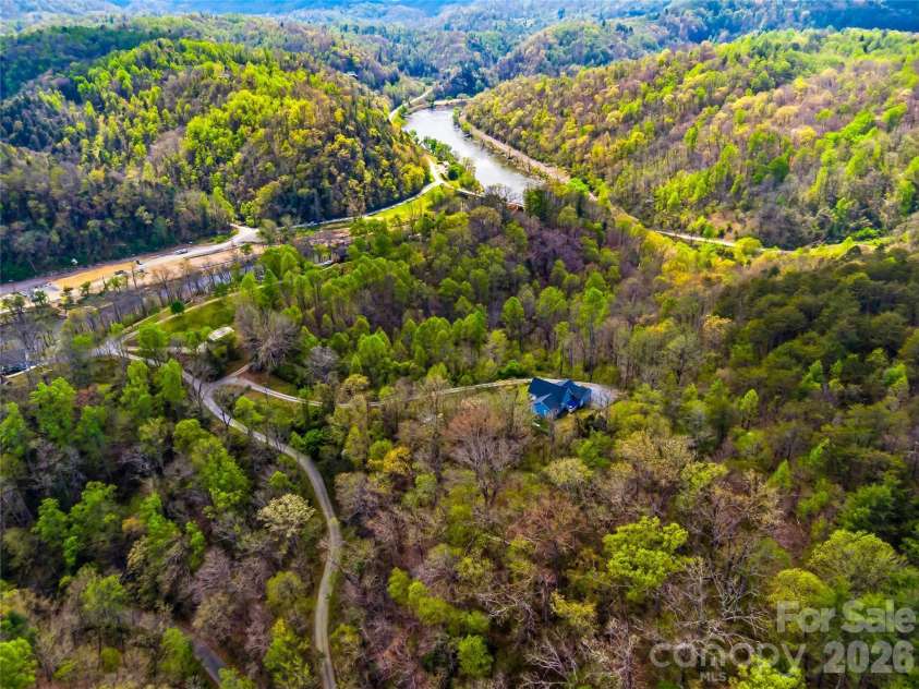 170 Starry Night Lane, Marshall, NC 28753.  MLS# CAR4330642, YatesRealty ID 11437. 