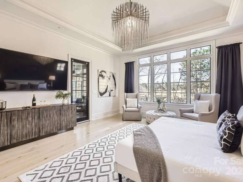 16744 Ashton Oaks Drive, Charlotte, NC 28278.  MLS# CAR4234987, YatesRealty ID 11439. 