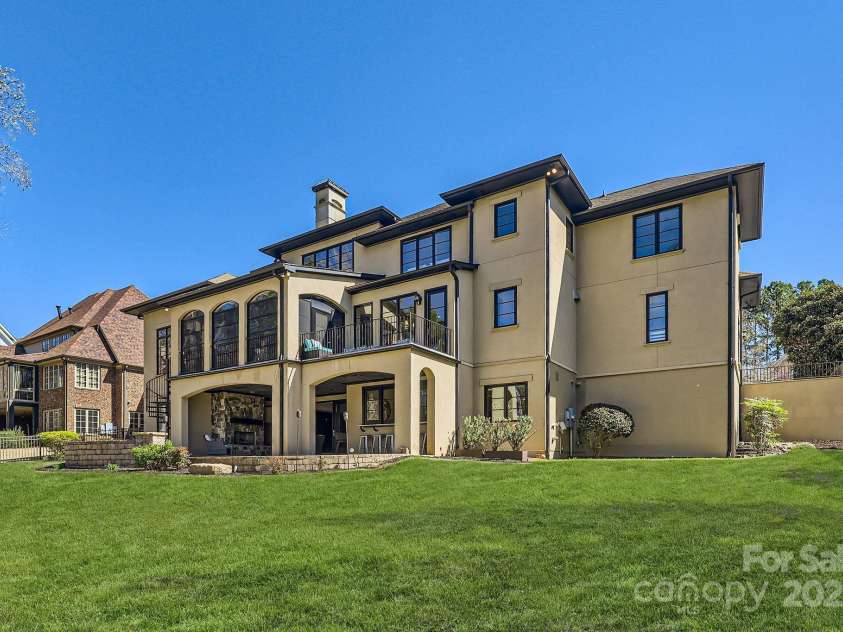 16744 Ashton Oaks Drive, Charlotte, NC 28278.  MLS# CAR4234987, YatesRealty ID 11439. 