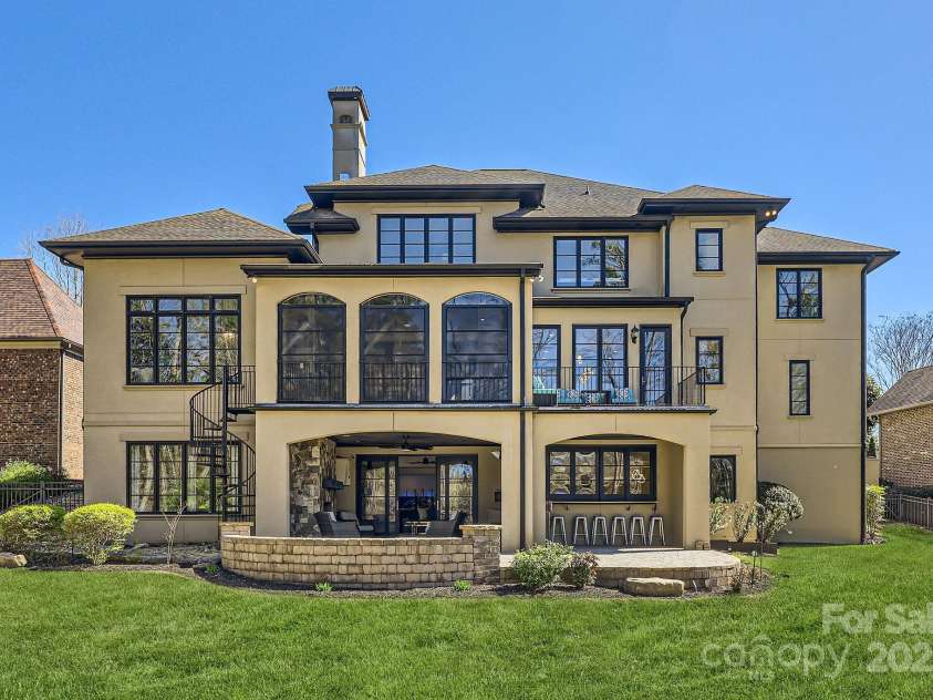 16744 Ashton Oaks Drive, Charlotte, NC 28278.  MLS# CAR4234987, YatesRealty ID 11439. 