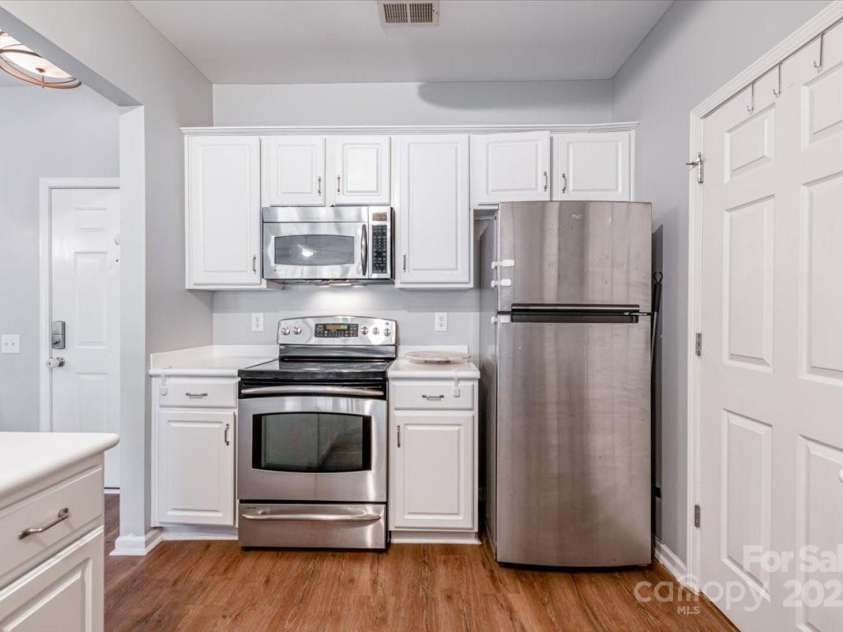 14941 Santa Lucia Drive, Charlotte, NC 28277.  MLS# CAR4226590, YatesRealty ID 11440. 