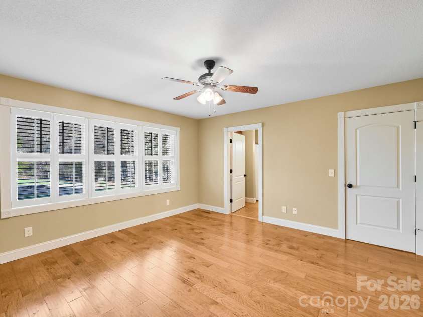 199 Macedonia Road, Asheville, NC 28804.  MLS# CAR4365635, YatesRealty ID 11441. 
