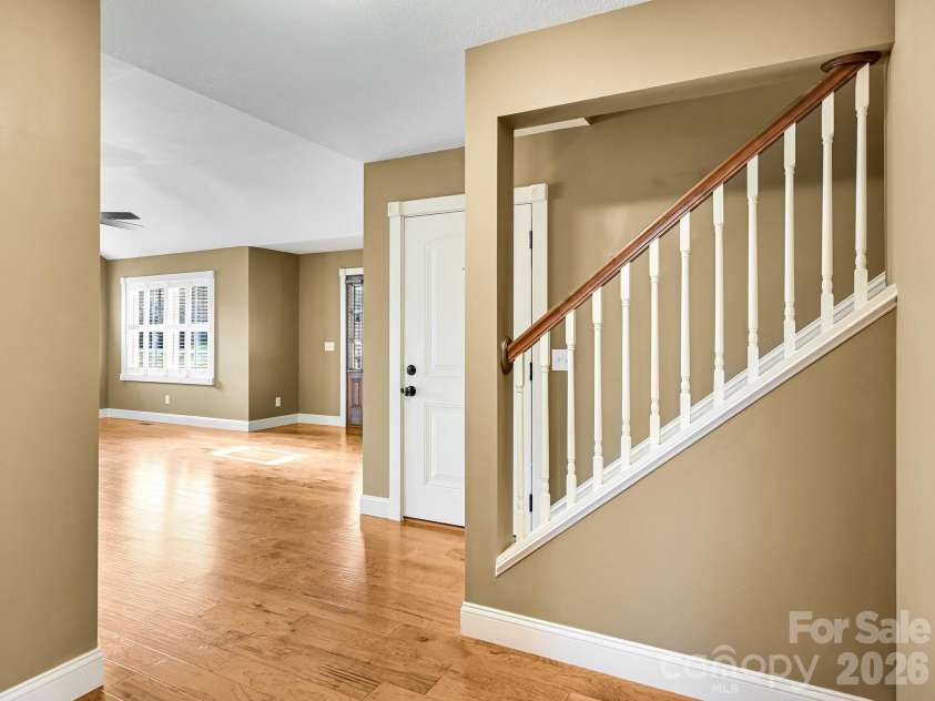 199 Macedonia Road, Asheville, NC 28804.  MLS# CAR4365635, YatesRealty ID 11441. 