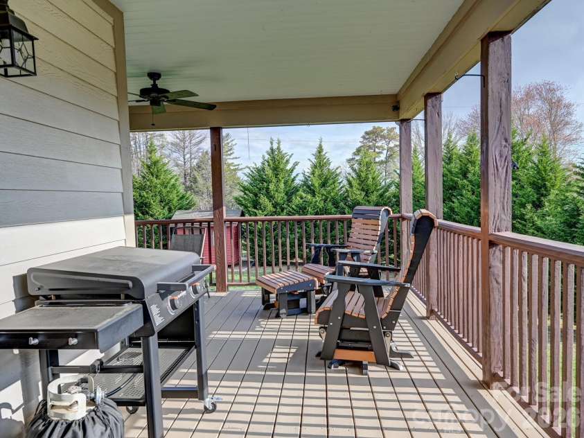 199 Macedonia Road, Asheville, NC 28804.  MLS# CAR4365635, YatesRealty ID 11441. 