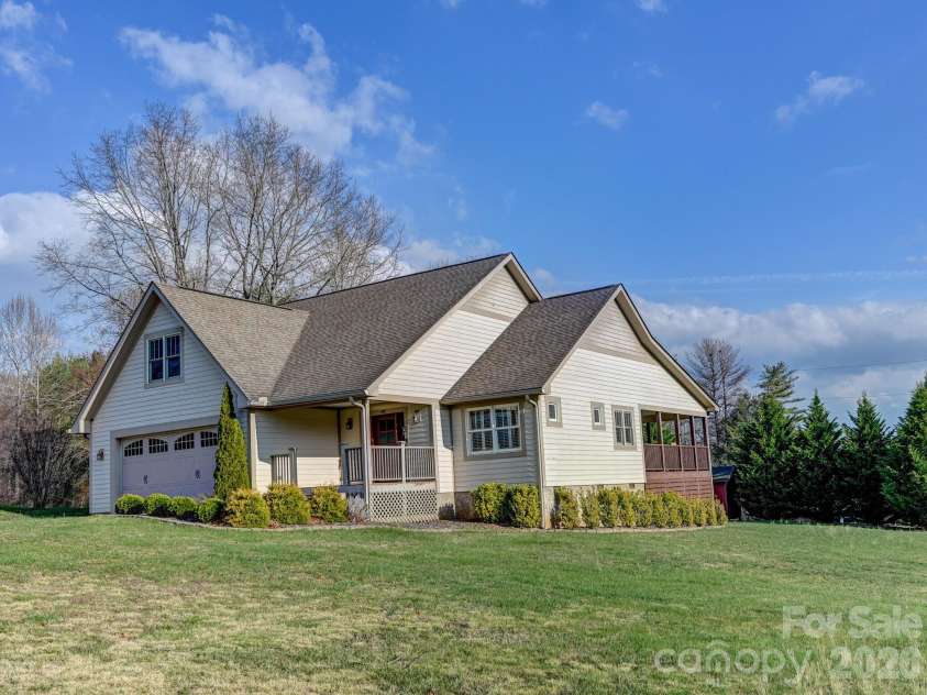 199 Macedonia Road, Asheville, NC 28804.  MLS# CAR4365635, YatesRealty ID 11441. 