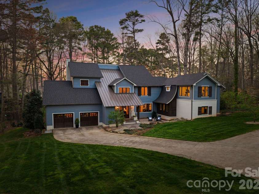 16208 Weatherly Way, Huntersville, NC 28078.  MLS# CAR4356568, YatesRealty ID 11442. Front Elevation at Twilight